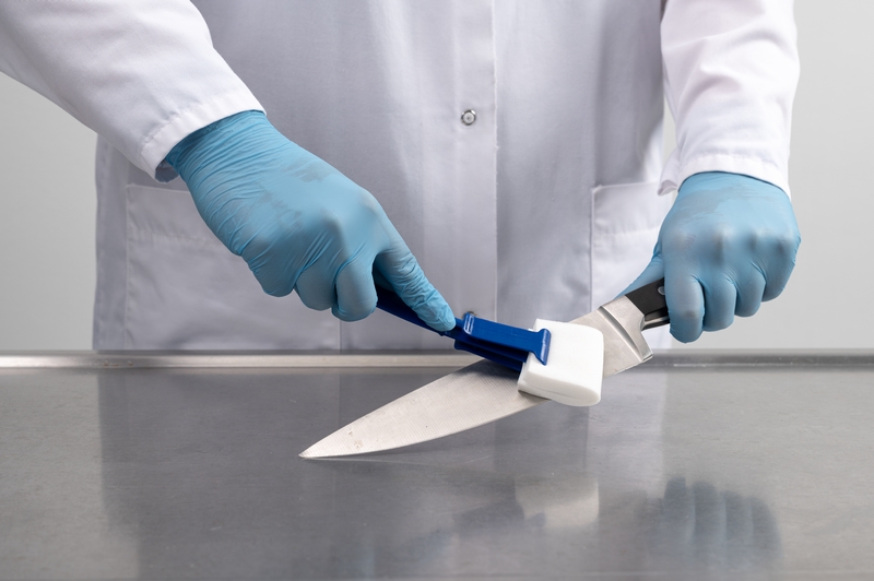 Campionamento di oggetti con SteriSponge Polyurethane Sodibox